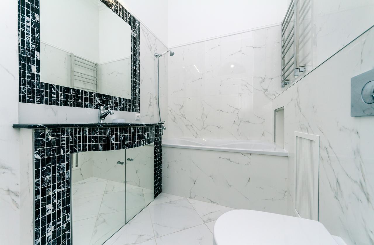 Vip Apartment Near Kreschatyk, 31А Pushkinska Street Kiev Exterior foto