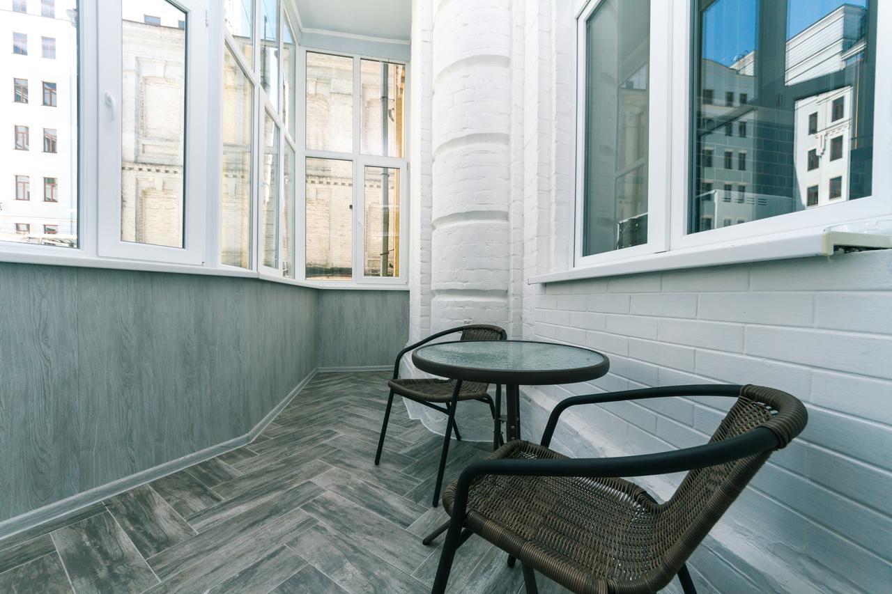 Vip Apartment Near Kreschatyk, 31А Pushkinska Street Kiev Exterior foto
